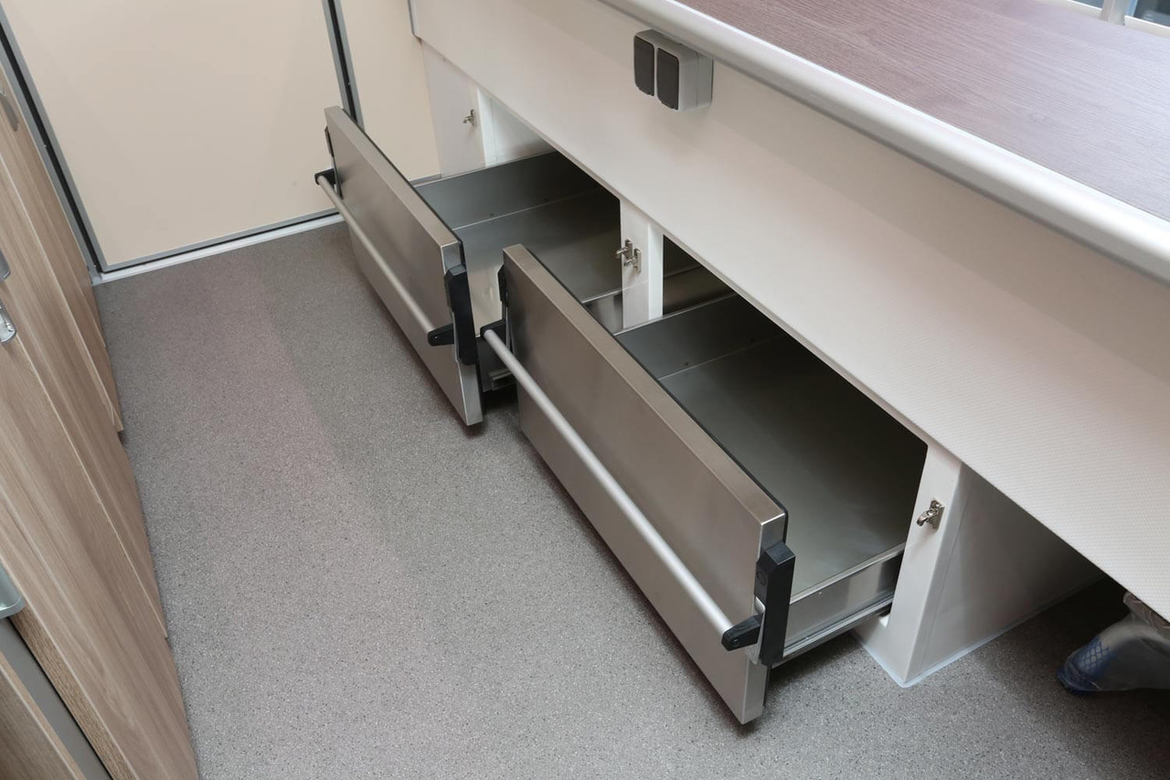 Verkaufsanhänger BORCO HÖHNS - Vending trailer: picture 2 Verkaufsanhänger BORCO HÖHNS - Vending trailer: picture 2