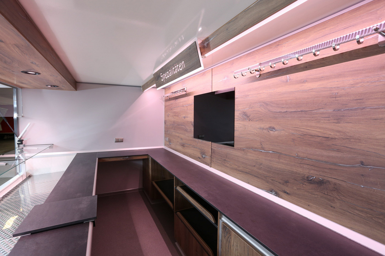 Verkaufsanhänger BORCO HÖHNS - Vending trailer: picture 5 Verkaufsanhänger BORCO HÖHNS - Vending trailer: picture 5