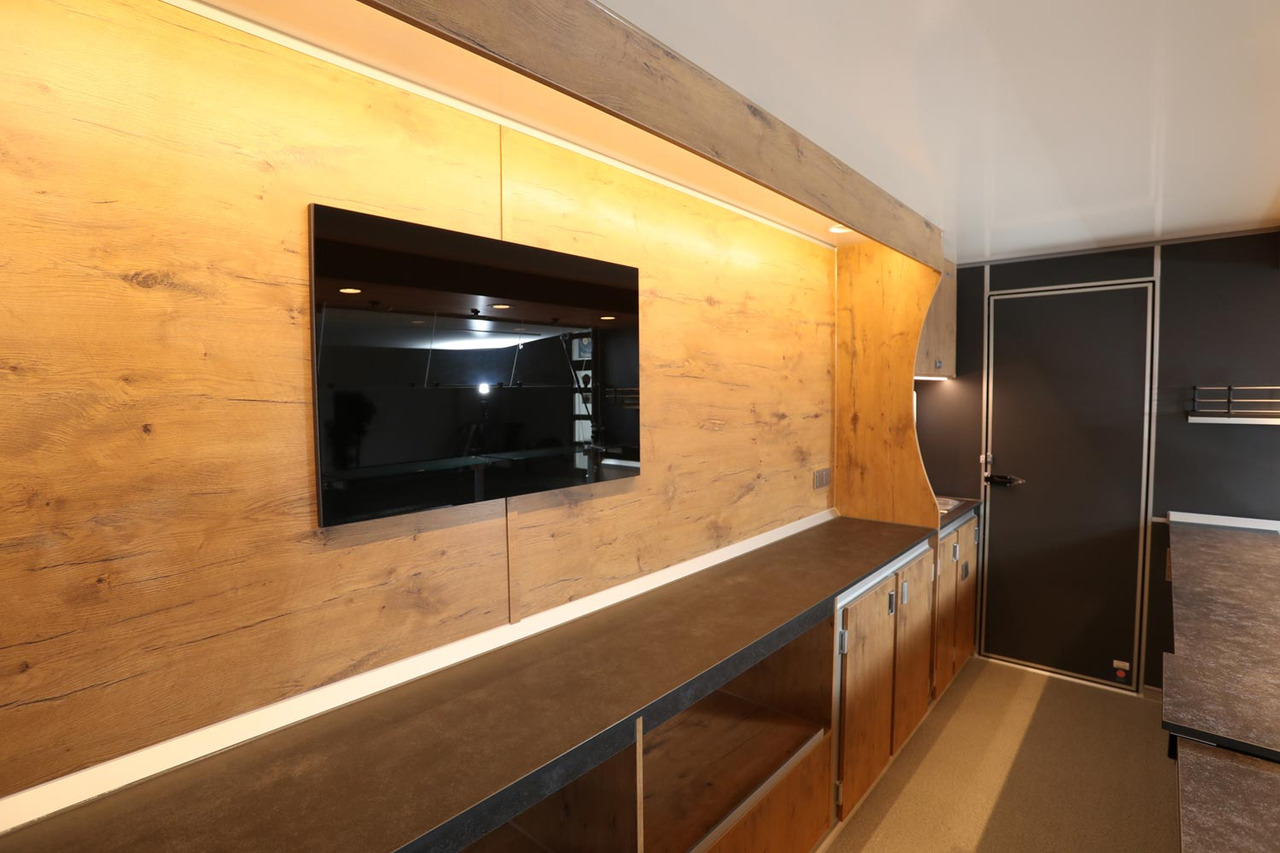 Verkaufsanhänger BORCO HÖHNS - Vending trailer: picture 5 Verkaufsanhänger BORCO HÖHNS - Vending trailer: picture 5