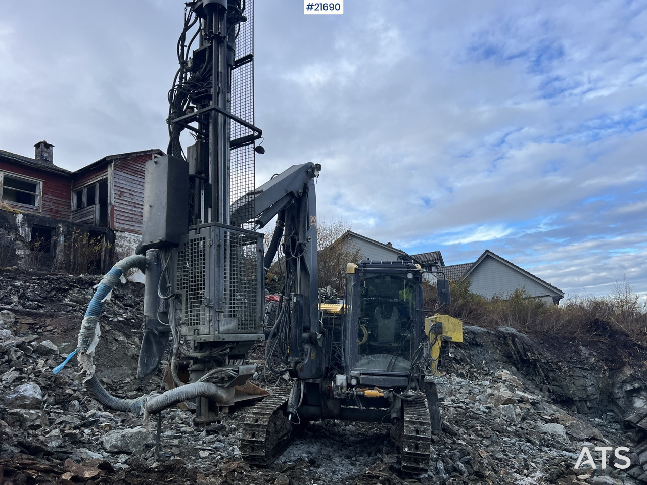 Atlas Copco smartroc T40-11 Borerigg m/ 2560 hammer, CME sliper og Leica gps - Drilling rig: picture 2 Atlas Copco smartroc T40-11 Borerigg m/ 2560 hammer, CME sliper og Leica gps - Drilling rig: picture 2