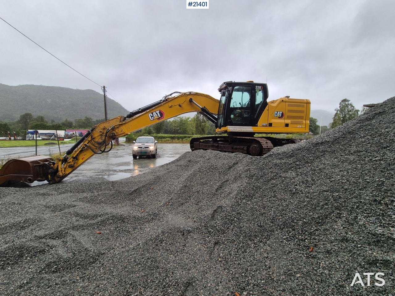 CAT 320 gravemaskin m/ graveskuffe - Crawler excavator: picture 2 CAT 320 gravemaskin m/ graveskuffe - Crawler excavator: picture 2
