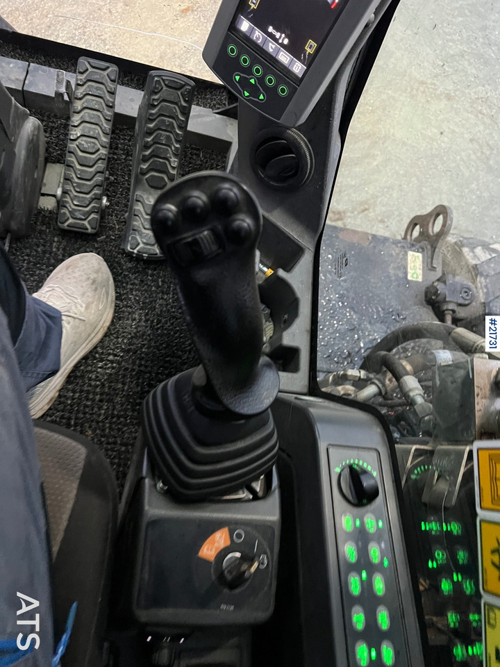 Wheel excavator CAT M318F Hjulmaskin m/ oilquick og tannskuffe: picture 36