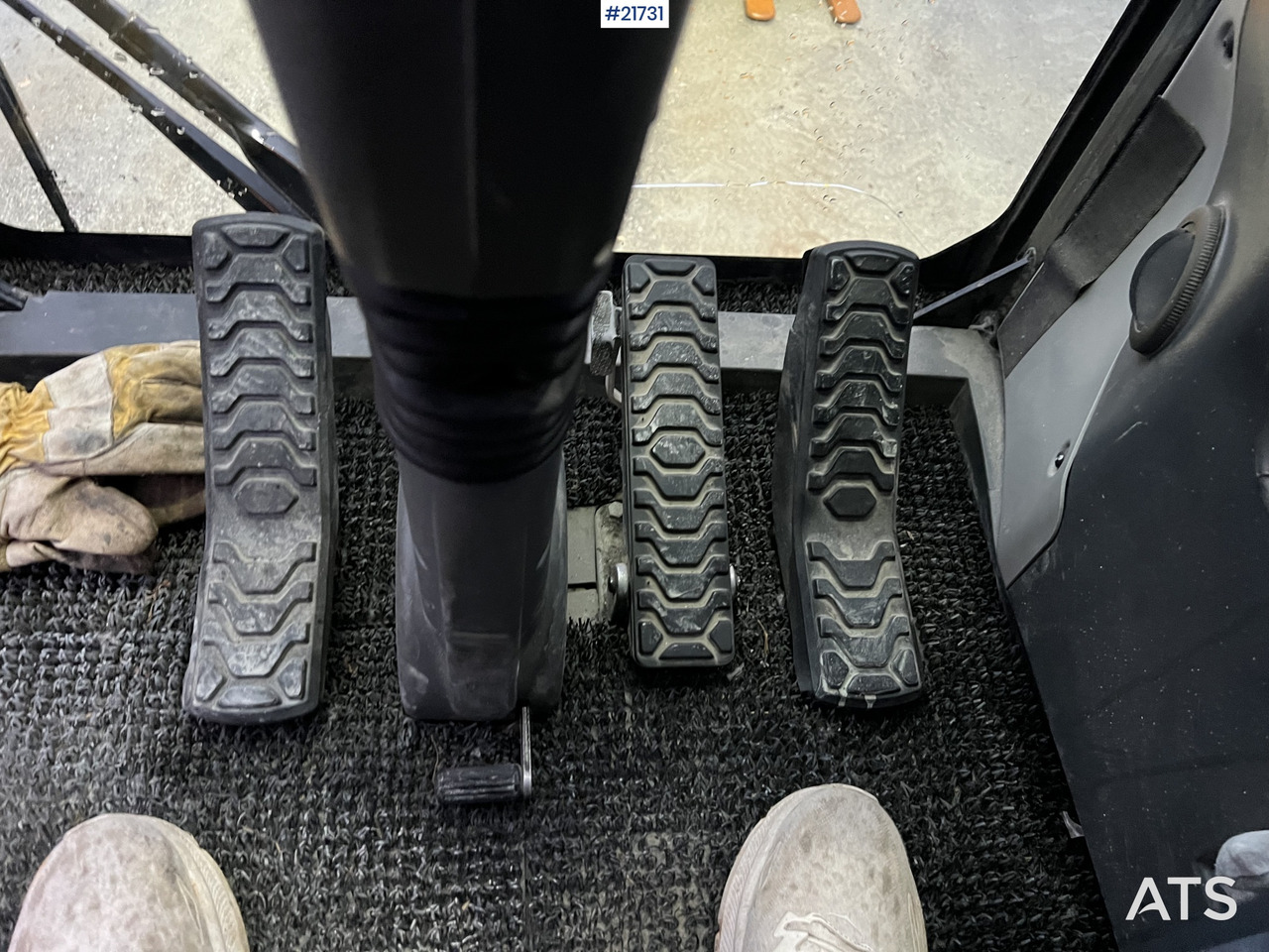 Wheel excavator CAT M318F Hjulmaskin m/ oilquick og tannskuffe: picture 39