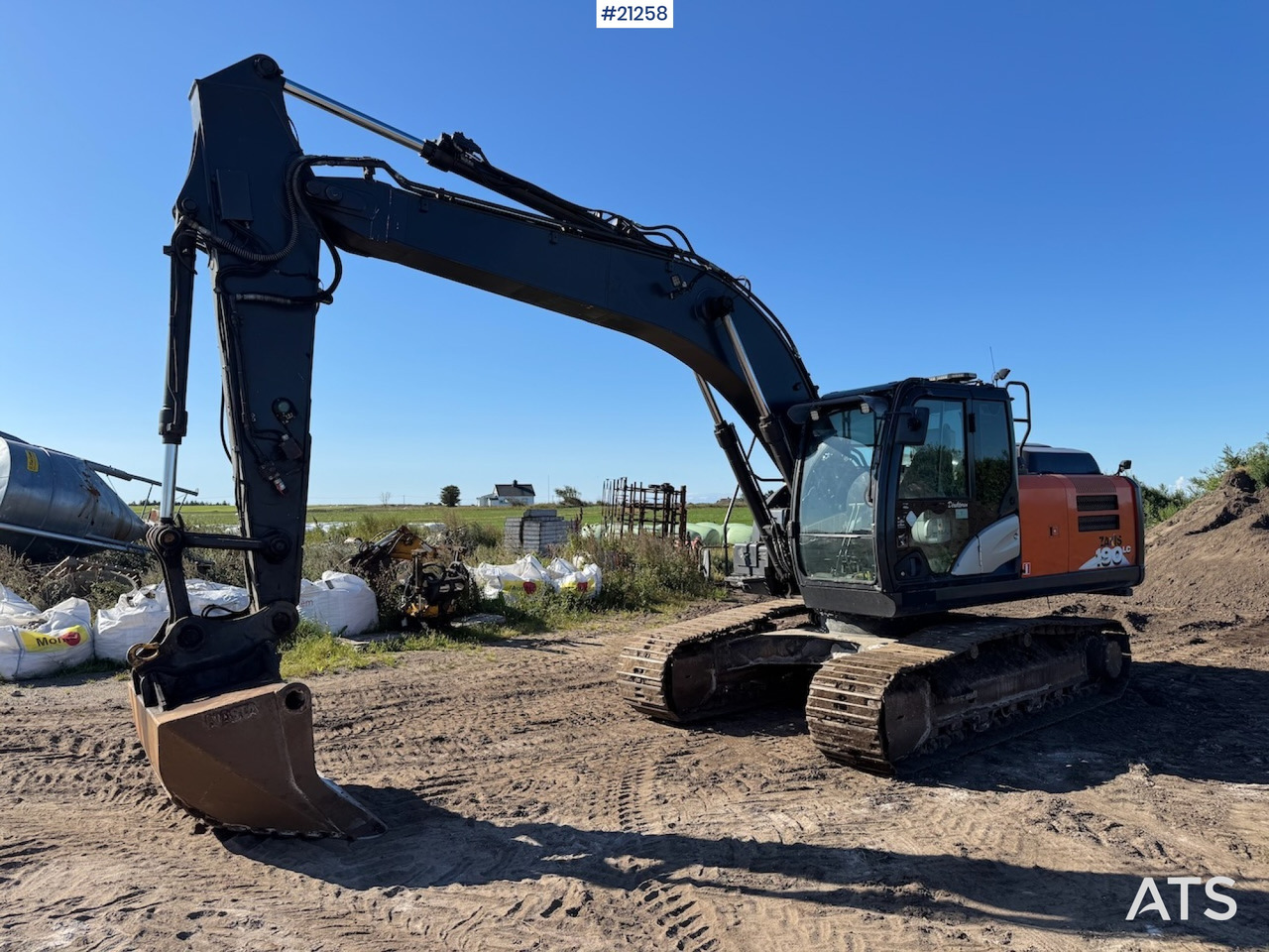 Hitachi ZX 190 LC-6 - Excavator: picture 1 Hitachi ZX 190 LC-6 - Excavator: picture 1