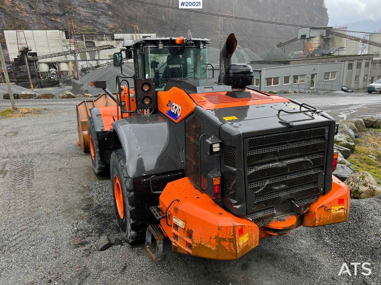 Wheel loader Hitachi zw370-6: picture 21