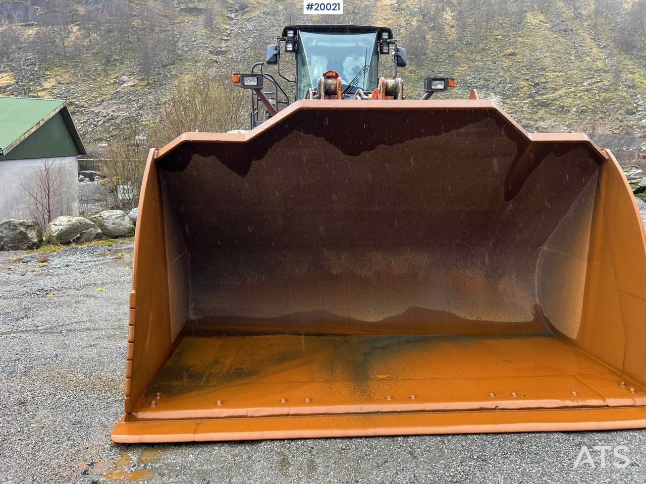 Wheel loader Hitachi zw370-6: picture 11