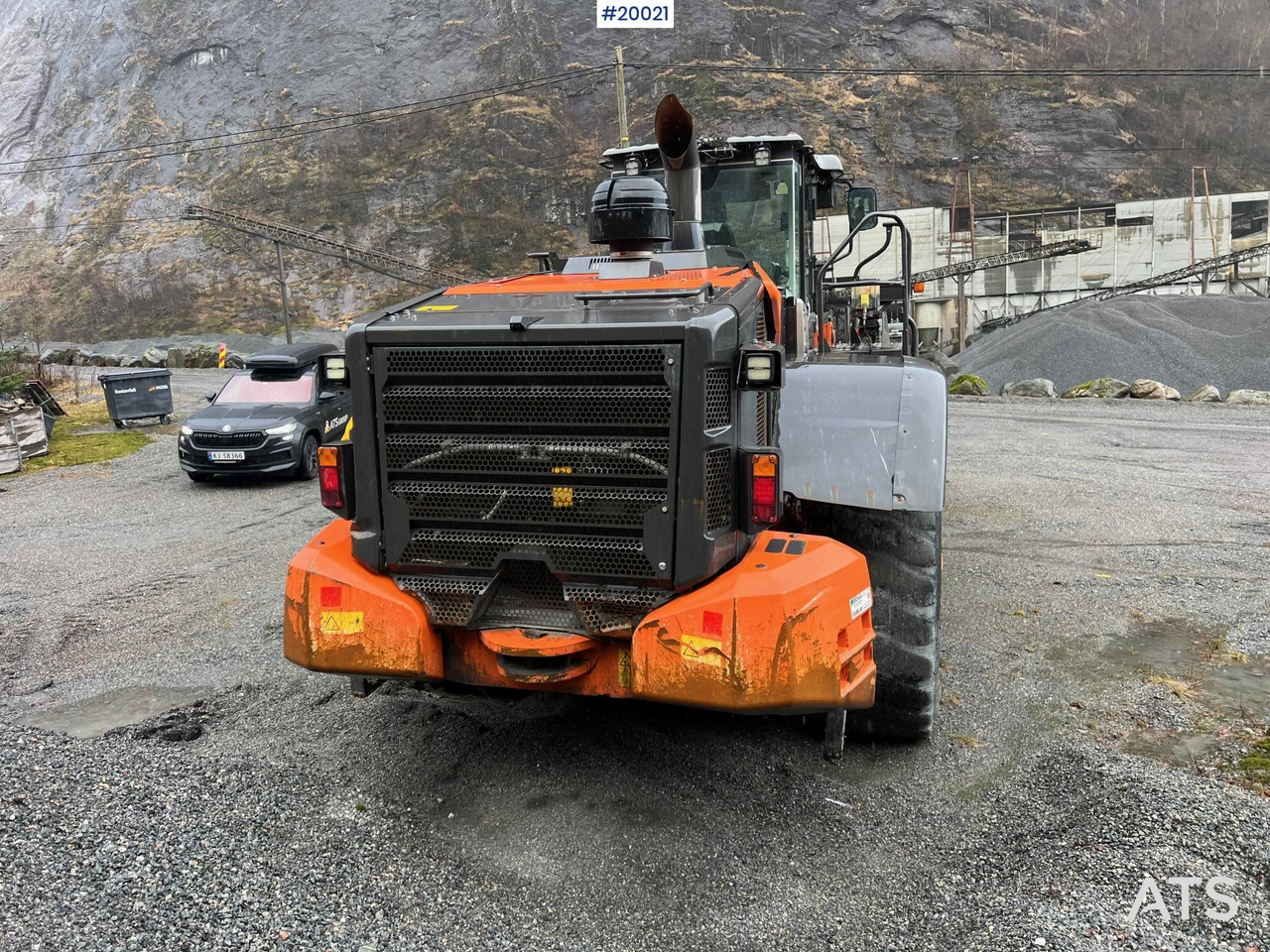 Wheel loader Hitachi zw370-6: picture 18