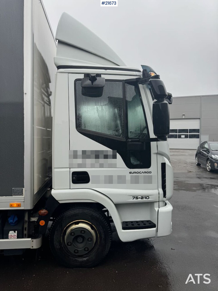 Box truck Iveco 75E-210 4x2 skapbil m/ lift SE VIDEO: picture 20