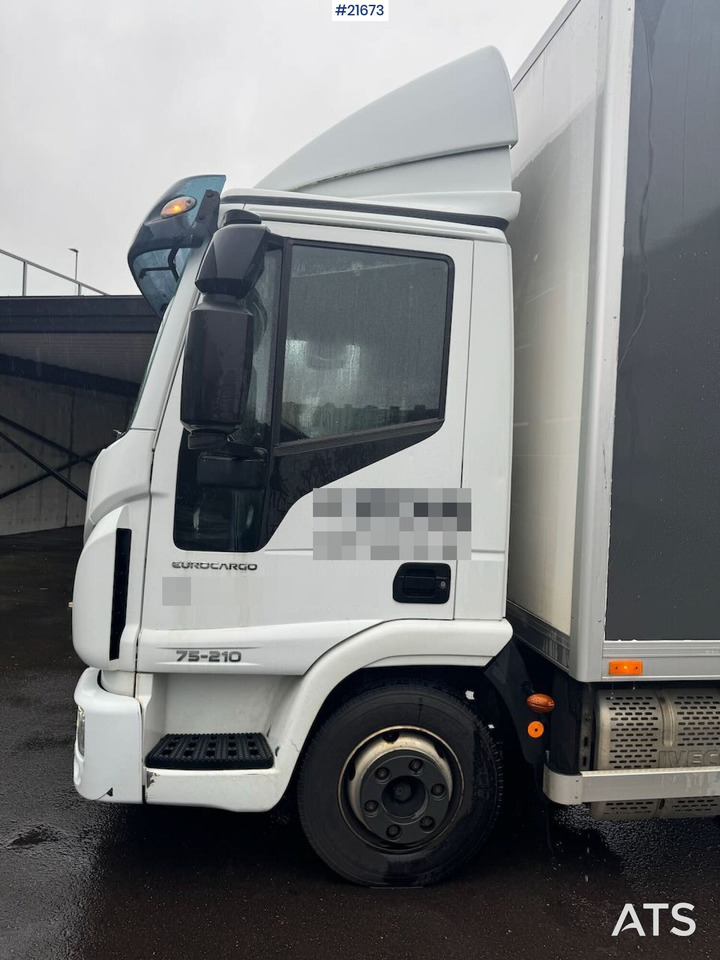 Box truck Iveco 75E-210 4x2 skapbil m/ lift SE VIDEO: picture 21