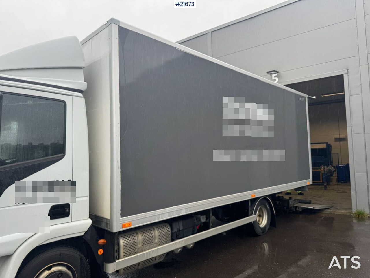 Box truck Iveco 75E-210 4x2 skapbil m/ lift SE VIDEO: picture 22