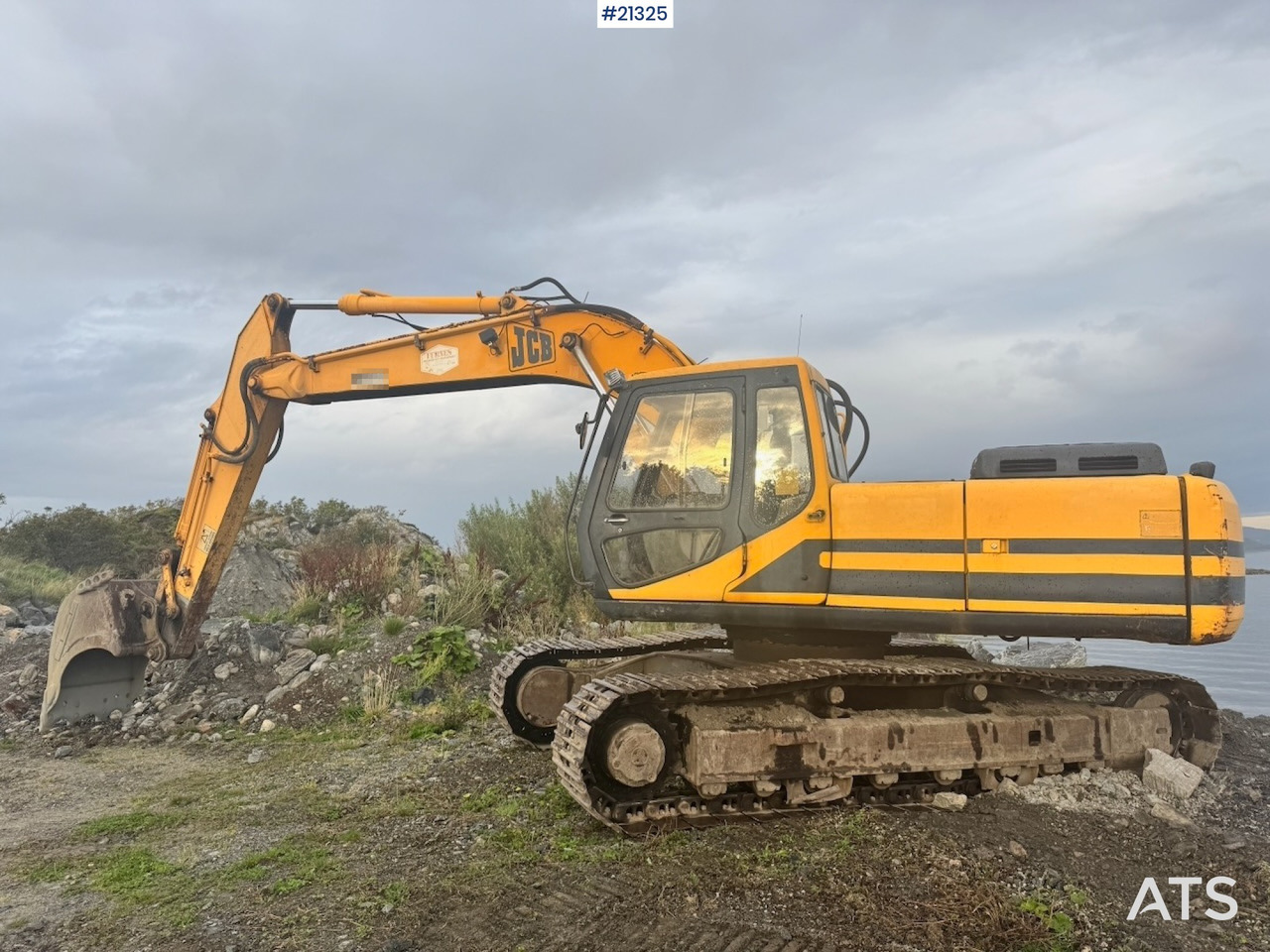 Jcb JS200LC - Crawler excavator: picture 3 Jcb JS200LC - Crawler excavator: picture 3