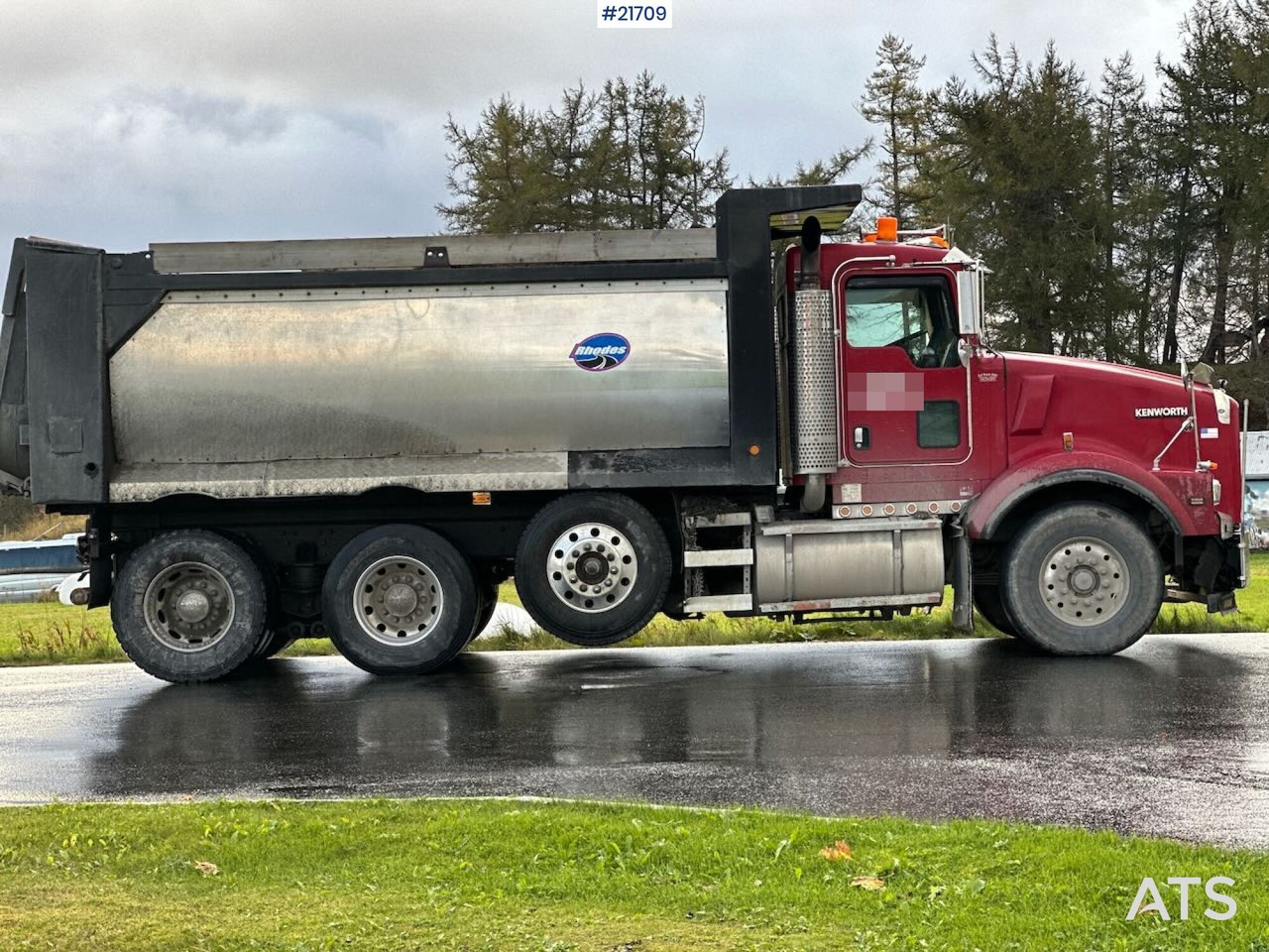 Kenworth 2005 KENWORTH T800 tippbil 8x4 m/ Rhodes påbygg, kompressor, vibrator i kassen. Høy lasteevne! SE VIDEO. - Tipper: picture 2 Kenworth 2005 KENWORTH T800 tippbil 8x4 m/ Rhodes påbygg, kompressor, vibrator i kassen. Høy lasteevne! SE VIDEO. - Tipper: picture 2