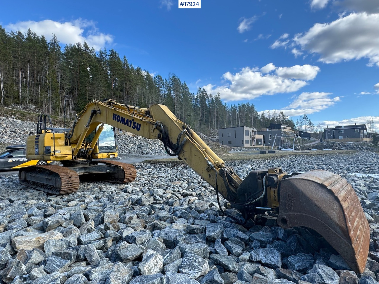 Komatsu PC240LC-10 - Excavator: picture 4 Komatsu PC240LC-10 - Excavator: picture 4