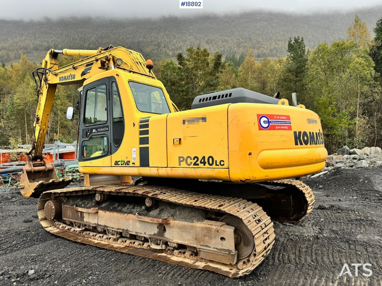 Komatsu PC240LC-6K Beltegraver m/ Graveskuffe - Excavator: picture 3 Komatsu PC240LC-6K Beltegraver m/ Graveskuffe - Excavator: picture 3
