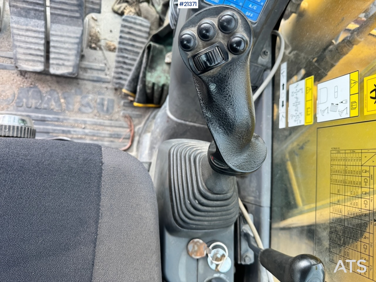 Crawler excavator Komatsu PC78US-10: picture 33