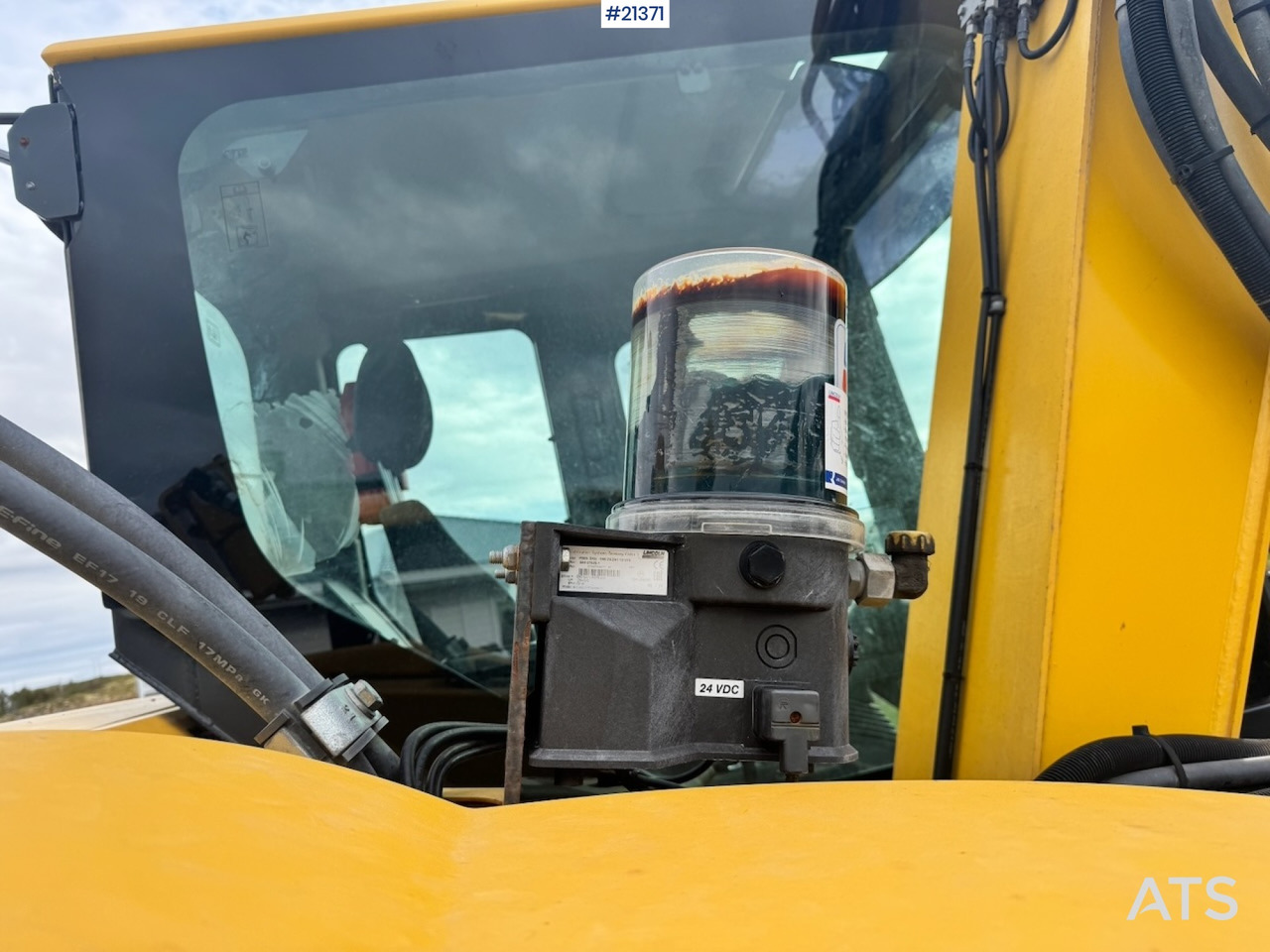 Crawler excavator Komatsu PC78US-10: picture 19