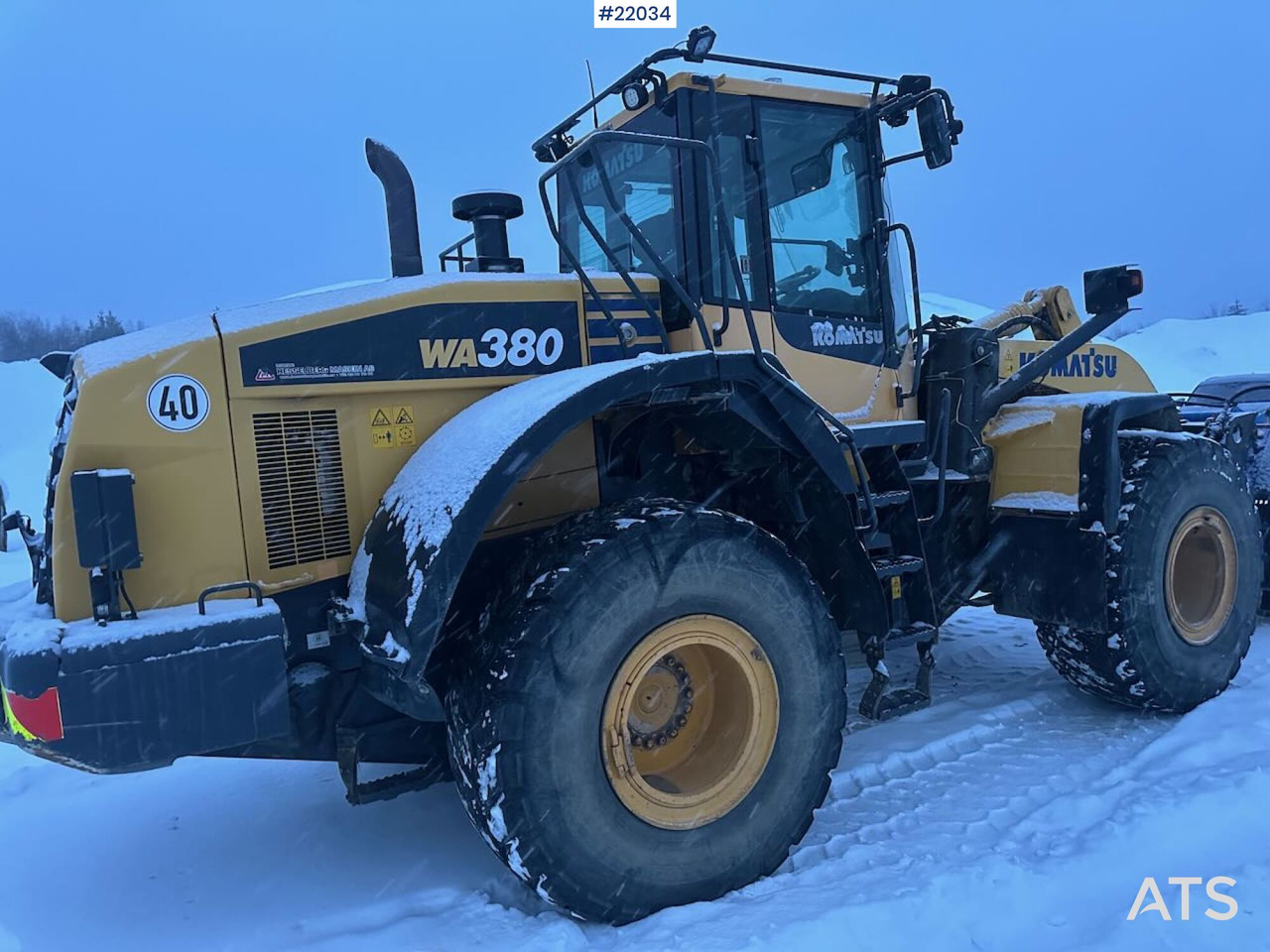 Komatsu WA380-7 hjullaster m/ skuffe, vekt, sommer- og vinterdekk. SE VIDEO - Wheel loader: picture 3 Komatsu WA380-7 hjullaster m/ skuffe, vekt, sommer- og vinterdekk. SE VIDEO - Wheel loader: picture 3