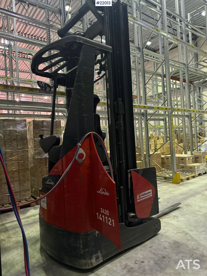 Linde R14X-03 Reach Truck - Electric forklift: picture 4 Linde R14X-03 Reach Truck - Electric forklift: picture 4