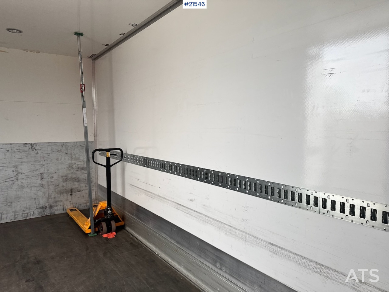 Leasing of Mercedes Actros 1833 Mercedes Actros 1833: picture 25 Leasing of Mercedes Actros 1833 Mercedes Actros 1833: picture 25