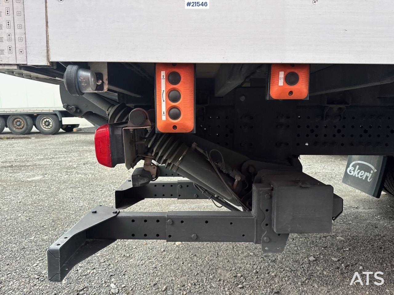 Leasing of Mercedes Actros 1833 Mercedes Actros 1833: picture 17 Leasing of Mercedes Actros 1833 Mercedes Actros 1833: picture 17