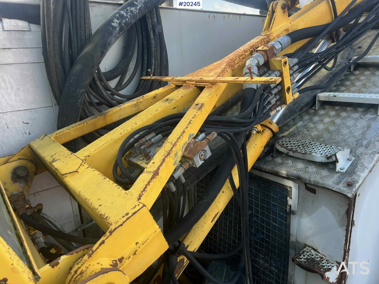 Leasing of Mercedes Actros 2641 6x4 M/ 2008 AMV 7450 Betong sprøyterigg påbygg Mercedes Actros 2641 6x4 M/ 2008 AMV 7450 Betong sprøyterigg påbygg: picture 37 Leasing of Mercedes Actros 2641 6x4 M/ 2008 AMV 7450 Betong sprøyterigg påbygg Mercedes Actros 2641 6x4 M/ 2008 AMV 7450 Betong sprøyterigg påbygg: picture 37