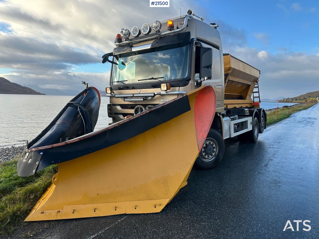 Mercedes Actros 2848 4x4+2 brøyterigget krokbil - Hook lift truck: picture 1 Mercedes Actros 2848 4x4+2 brøyterigget krokbil - Hook lift truck: picture 1