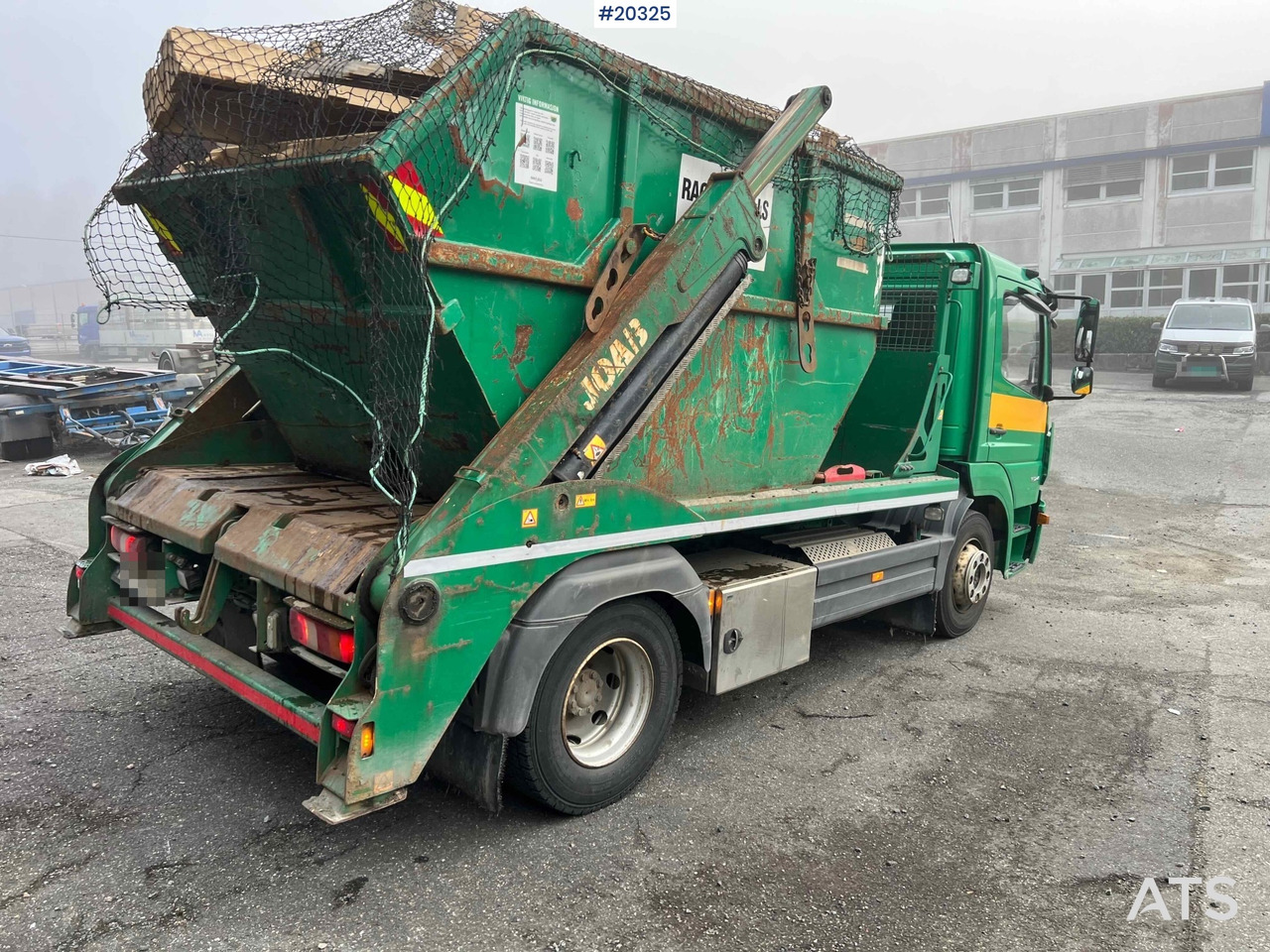 Skip loader truck Mercedes Atego 1524: picture 16