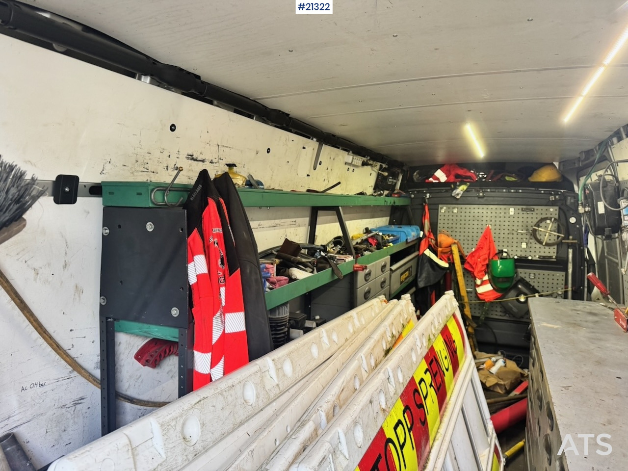 Panel van, Municipal/ Special vehicle Mercedes Sprinter 516: picture 19