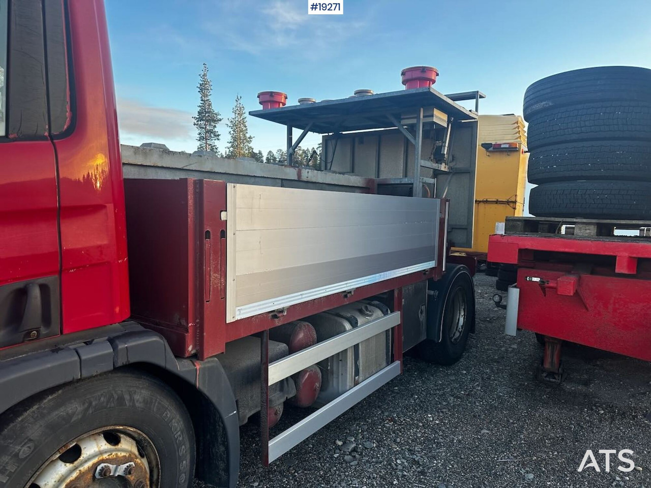 Scania P94 bufferbil m/ Euroskilt pute. Lav km - Municipal/ Special vehicle, Truck: picture 4 Scania P94 bufferbil m/ Euroskilt pute. Lav km - Municipal/ Special vehicle, Truck: picture 4