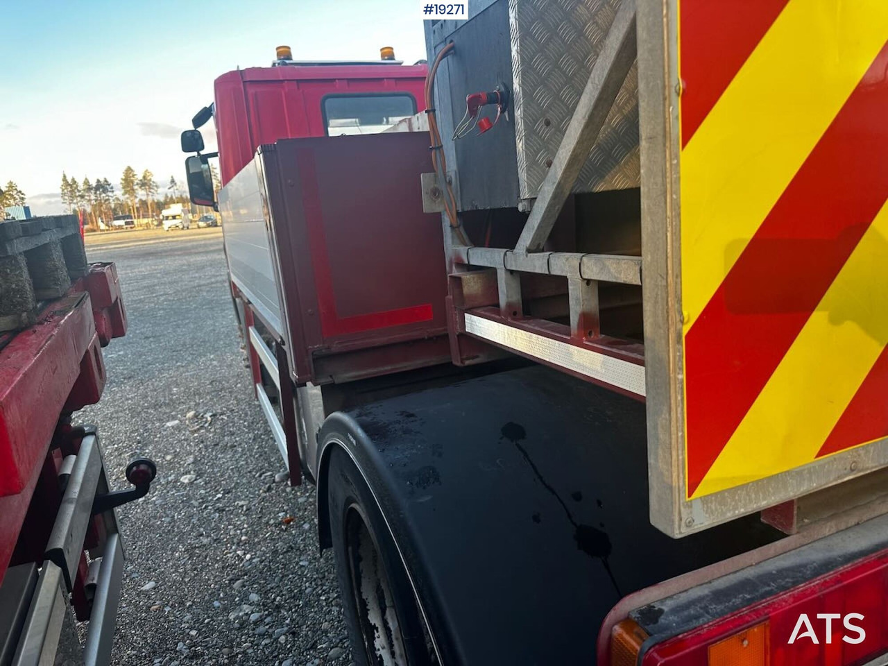 Scania P94 bufferbil m/ Euroskilt pute. Lav km - Municipal/ Special vehicle, Truck: picture 5 Scania P94 bufferbil m/ Euroskilt pute. Lav km - Municipal/ Special vehicle, Truck: picture 5