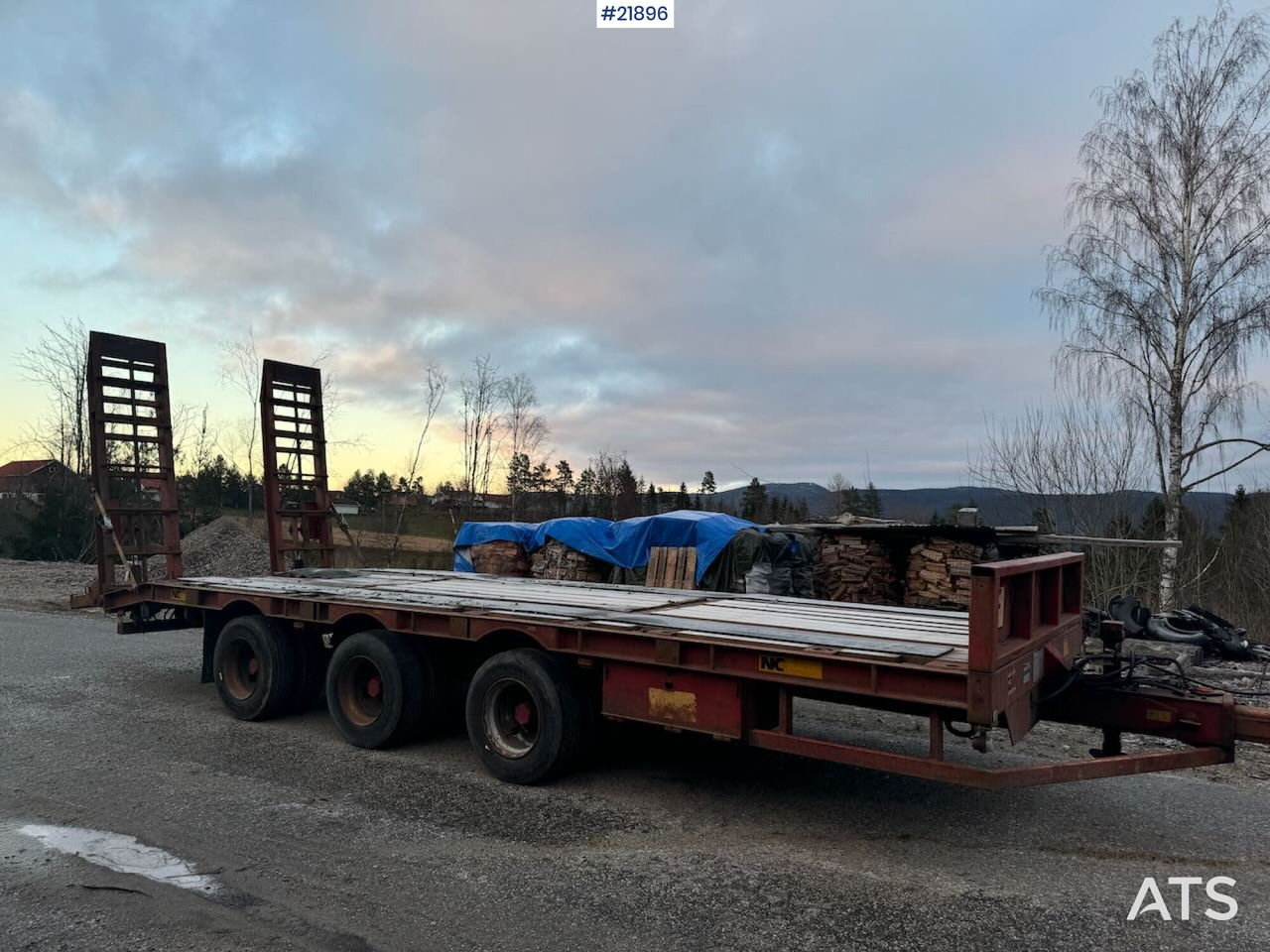 NC BT-24 3-akslet maskinkjerre - Low loader trailer: picture 3 NC BT-24 3-akslet maskinkjerre - Low loader trailer: picture 3