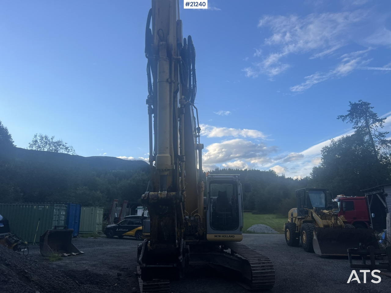 New Holland Kobelco E265B - Crawler excavator: picture 5 New Holland Kobelco E265B - Crawler excavator: picture 5
