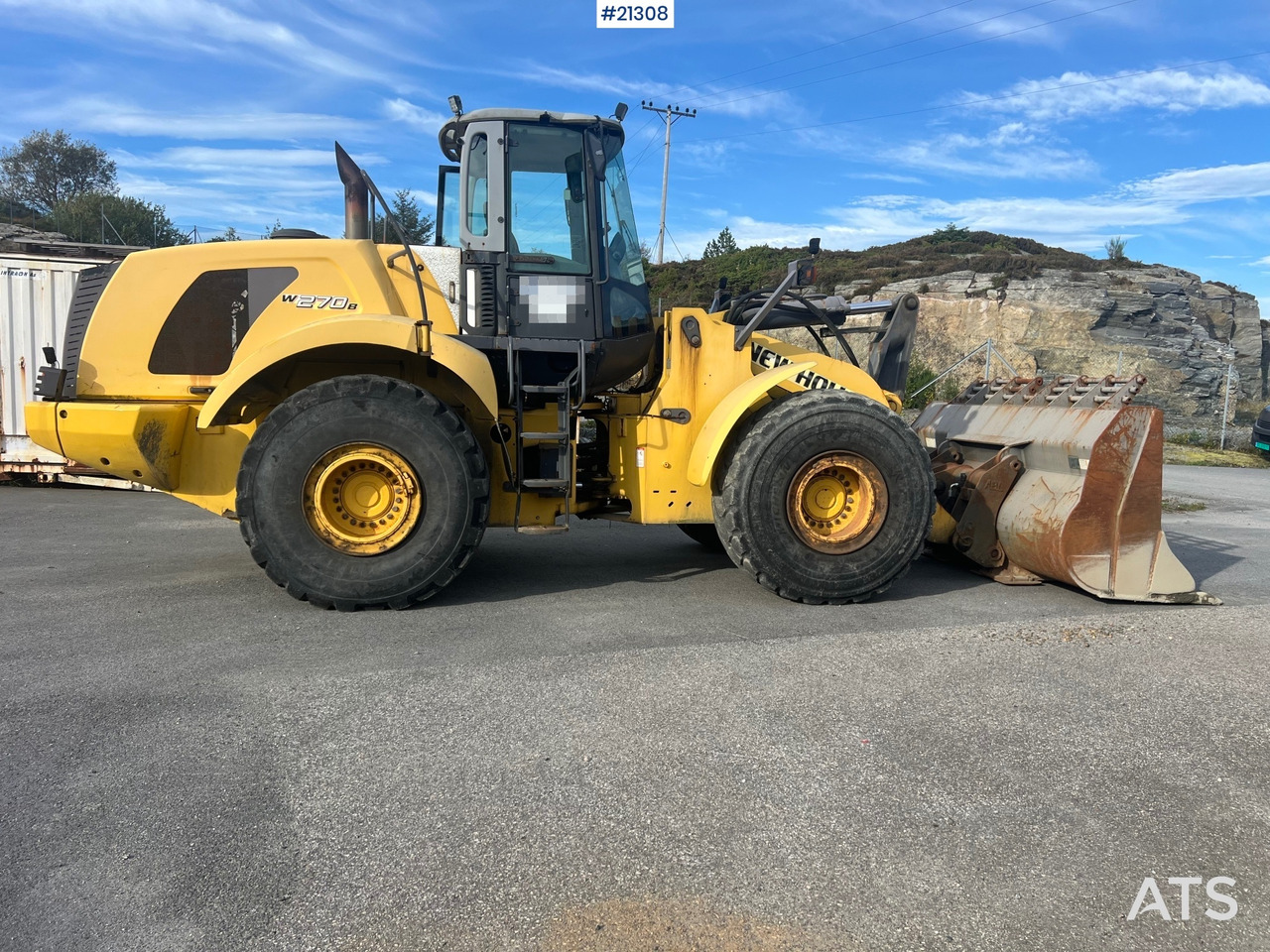 New Holland w270B - Wheel loader: picture 3 New Holland w270B - Wheel loader: picture 3
