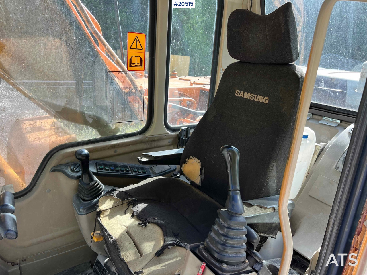 Excavator Samsung SE210 LC-3: picture 30 Excavator Samsung SE210 LC-3: picture 30