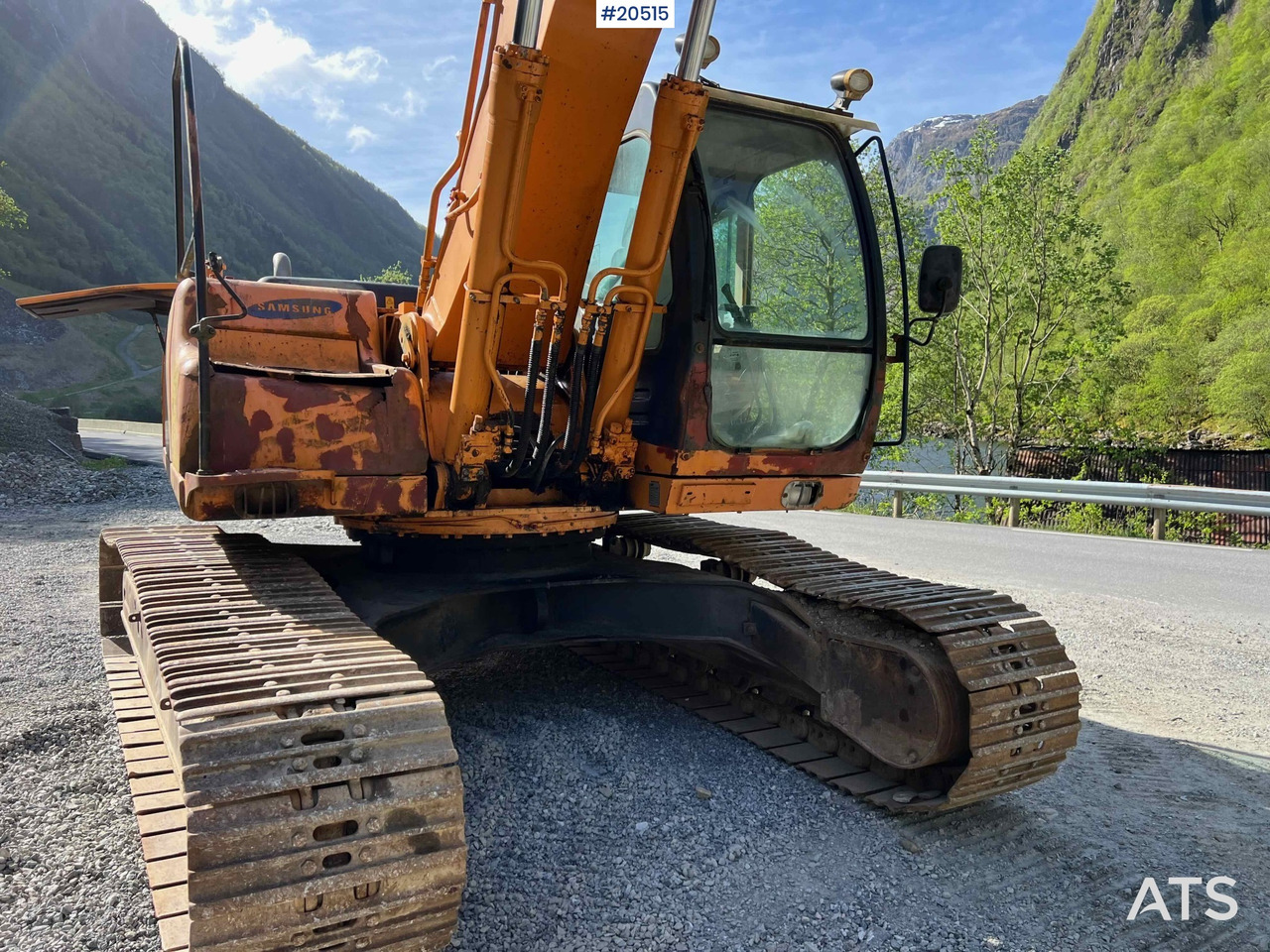 Excavator Samsung SE210 LC-3: picture 23 Excavator Samsung SE210 LC-3: picture 23