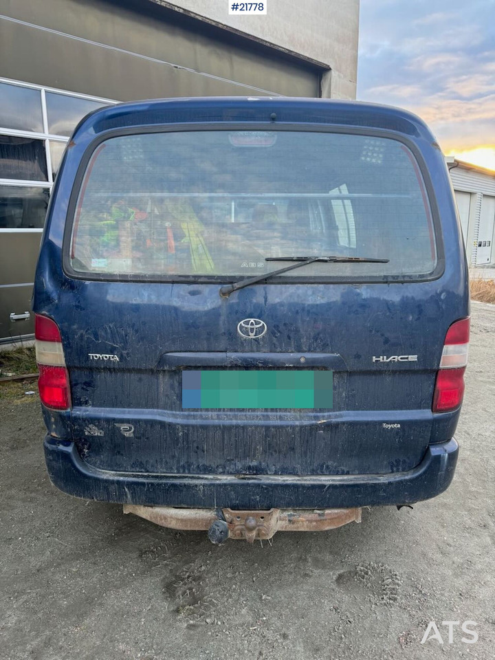 Panel van Toyota HIACE: picture 6