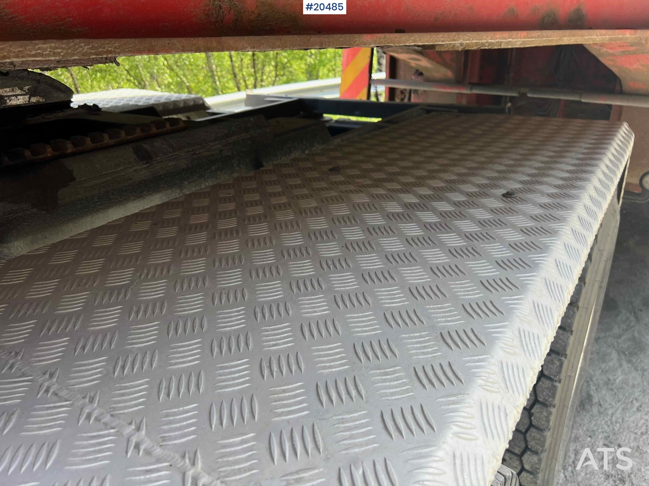 Tractor unit Scania R144: picture 30