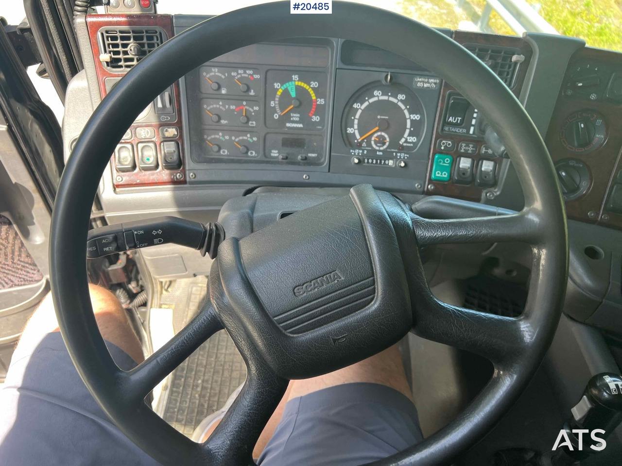 Tractor unit Scania R144: picture 44