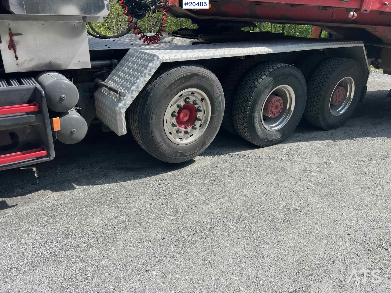 Tractor unit Scania R144: picture 33