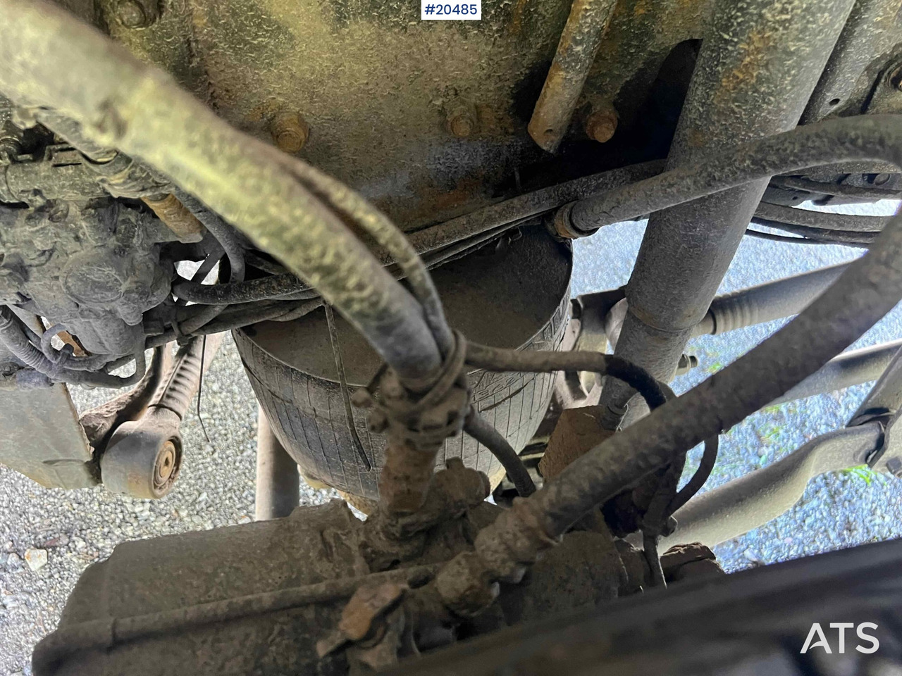 Tractor unit Scania R144: picture 29