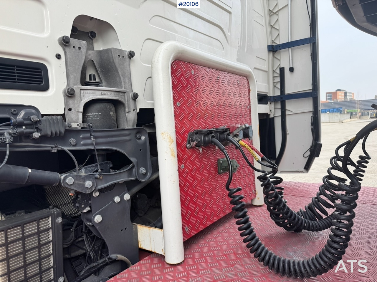 Tractor unit Scania S590: picture 18