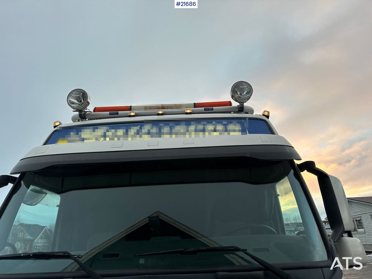 Volvo FM12 Globetrotter 6x4 kranbil m/ bak montert 18 t/m kran og vinsj. SE VIDEO - Crane truck: picture 5 Volvo FM12 Globetrotter 6x4 kranbil m/ bak montert 18 t/m kran og vinsj. SE VIDEO - Crane truck: picture 5