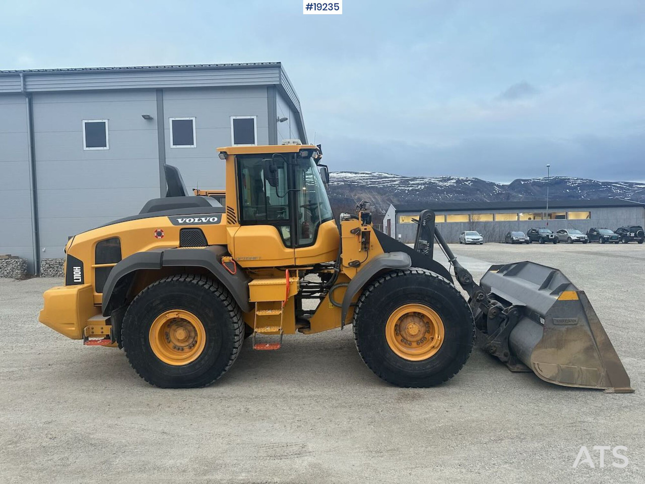 Volvo L110H - Wheel loader: picture 4 Volvo L110H - Wheel loader: picture 4