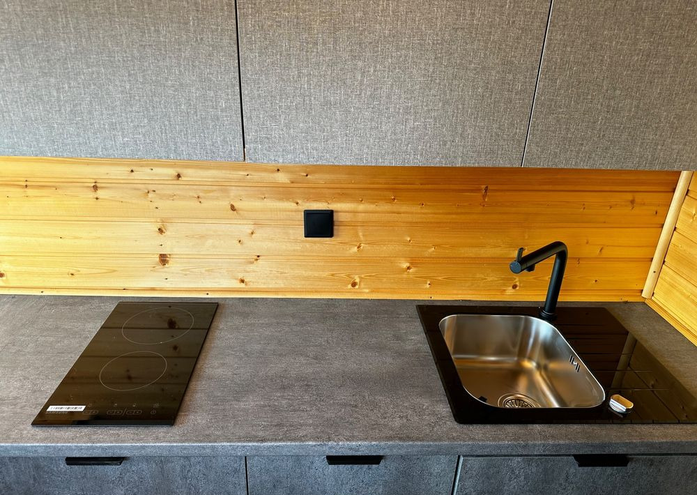 Camper Boro Drewniany DOMEK MOBILNY na przyczepie 7,5m x 2,5m: picture 11 Camper Boro Drewniany DOMEK MOBILNY na przyczepie 7,5m x 2,5m: picture 11