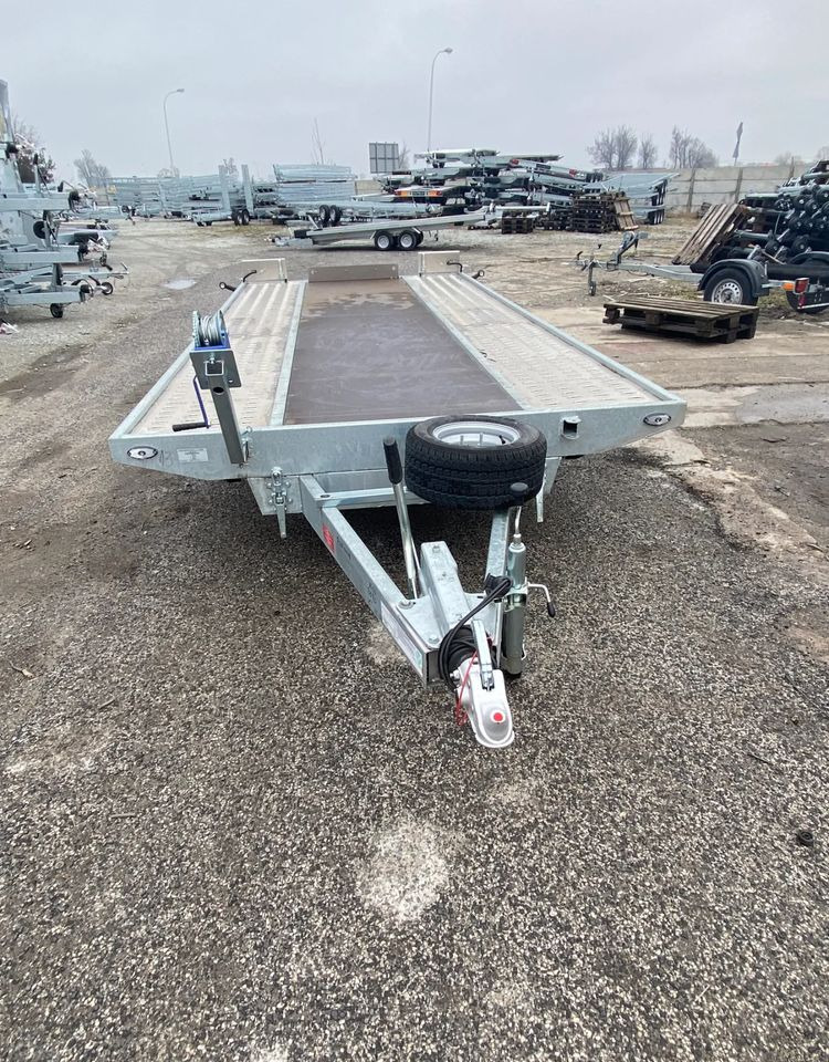 Niewiadów Saturn 4,5 x 2,10 sklejka - Autotransporter trailer: picture 1 Niewiadów Saturn 4,5 x 2,10 sklejka - Autotransporter trailer: picture 1