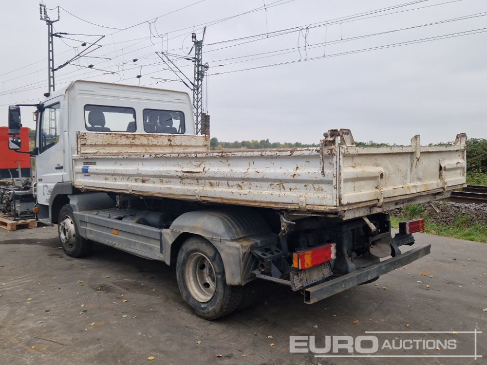 2005 Mercedes 818 - Tipper: picture 3 2005 Mercedes 818 - Tipper: picture 3