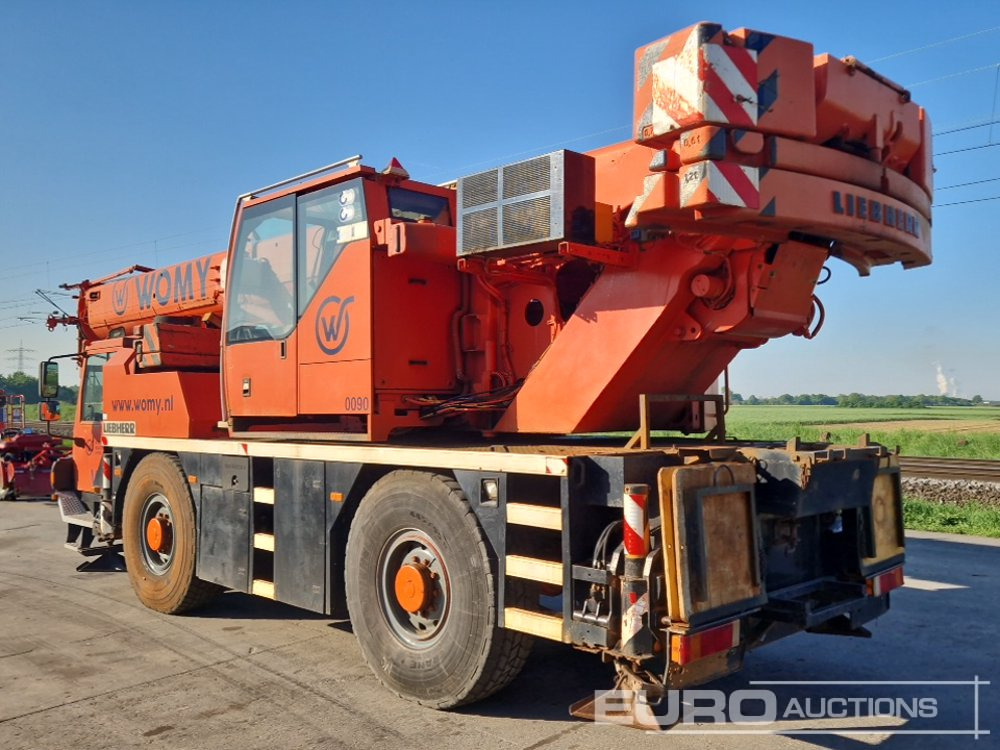 2008 Liebherr LTM1040-2.1 - All terrain crane: picture 3 2008 Liebherr LTM1040-2.1 - All terrain crane: picture 3