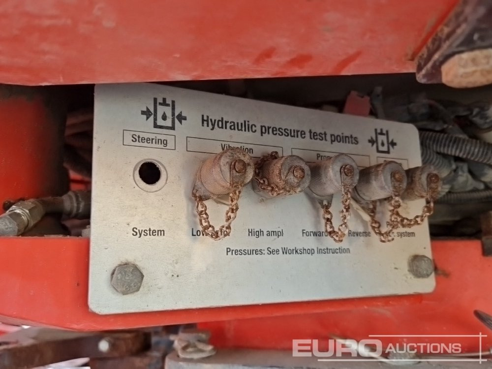 Roller 2010 Dynapac CA612PD: picture 25