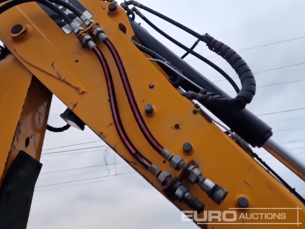 Backhoe loader 2010 JCB 4CX: picture 21