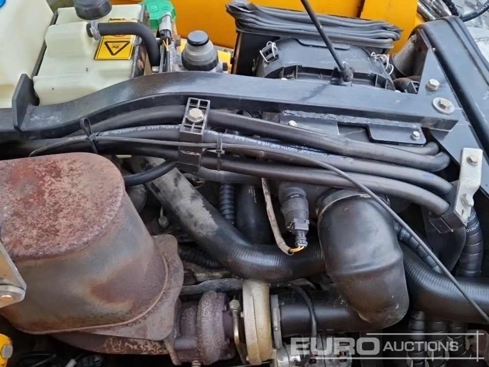 Backhoe loader 2010 JCB 4CX: picture 26